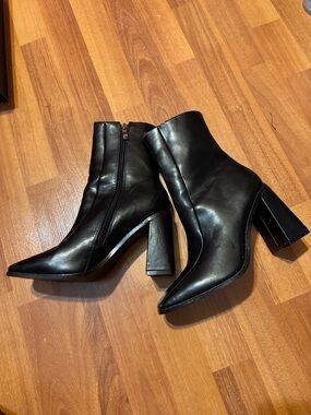 Black Pointed Toe Block Heel Ankle Boots